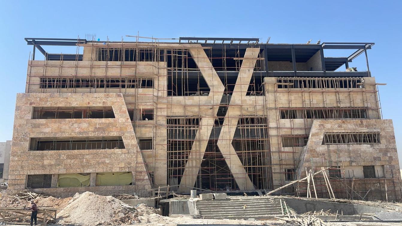 Steel structure investment building