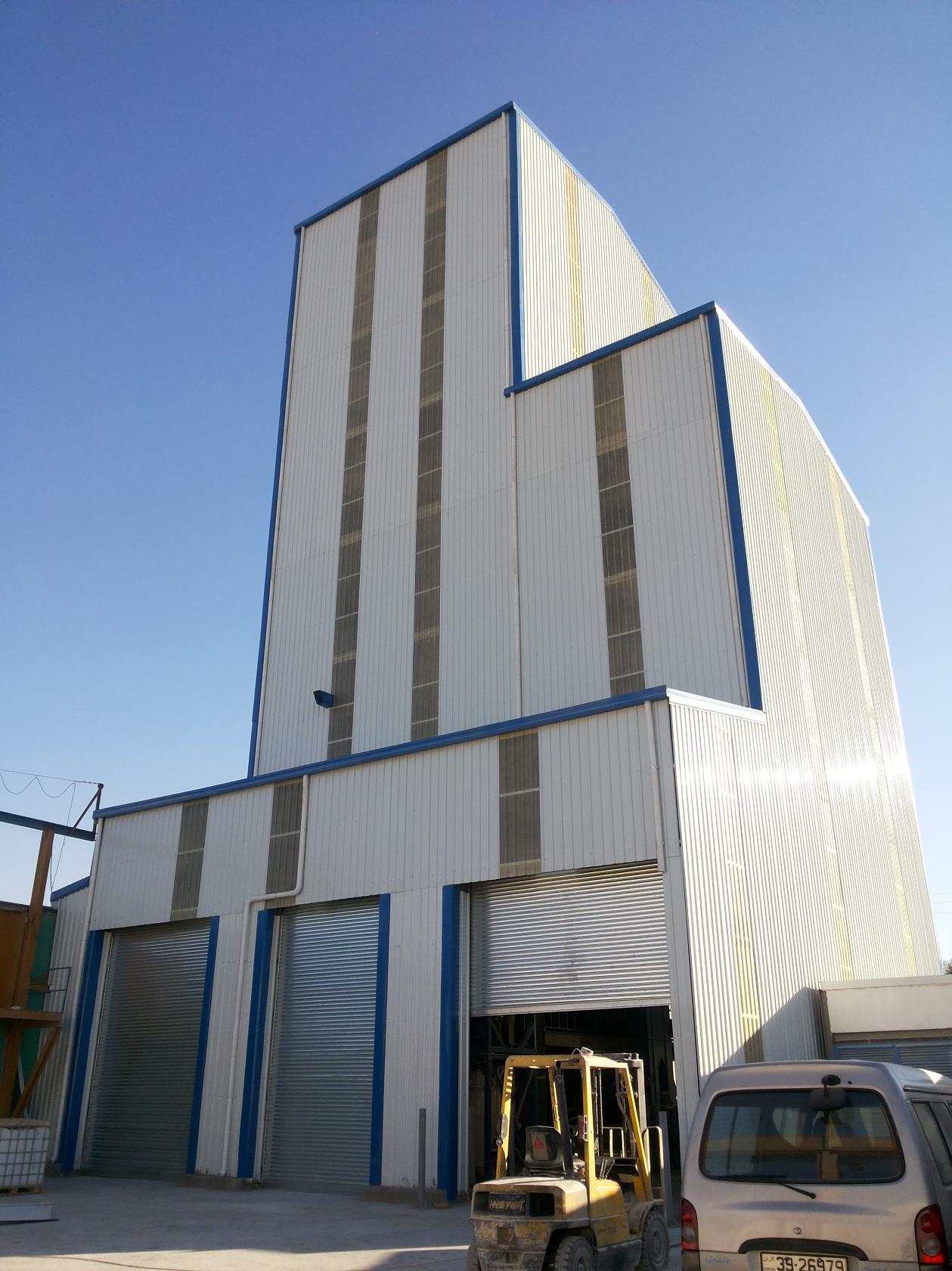 steel multi story building