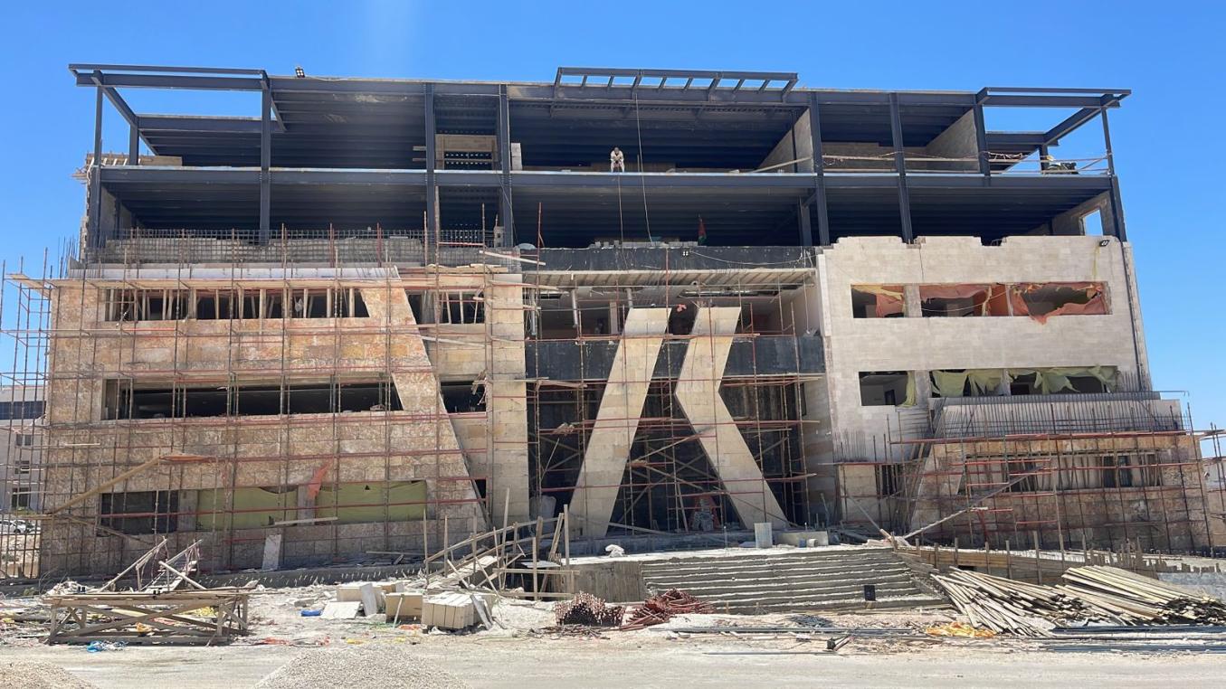 steel structure commercial building