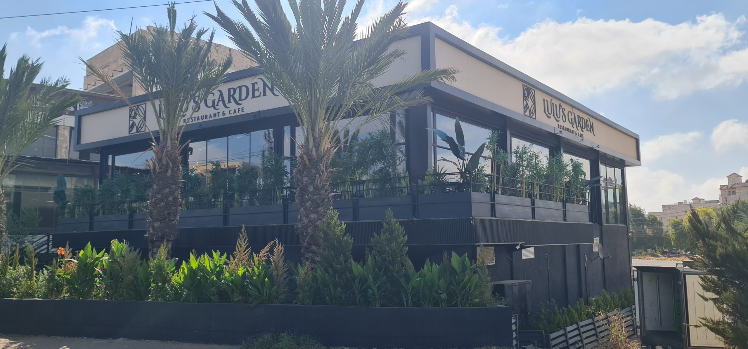 steel structure restaurant building